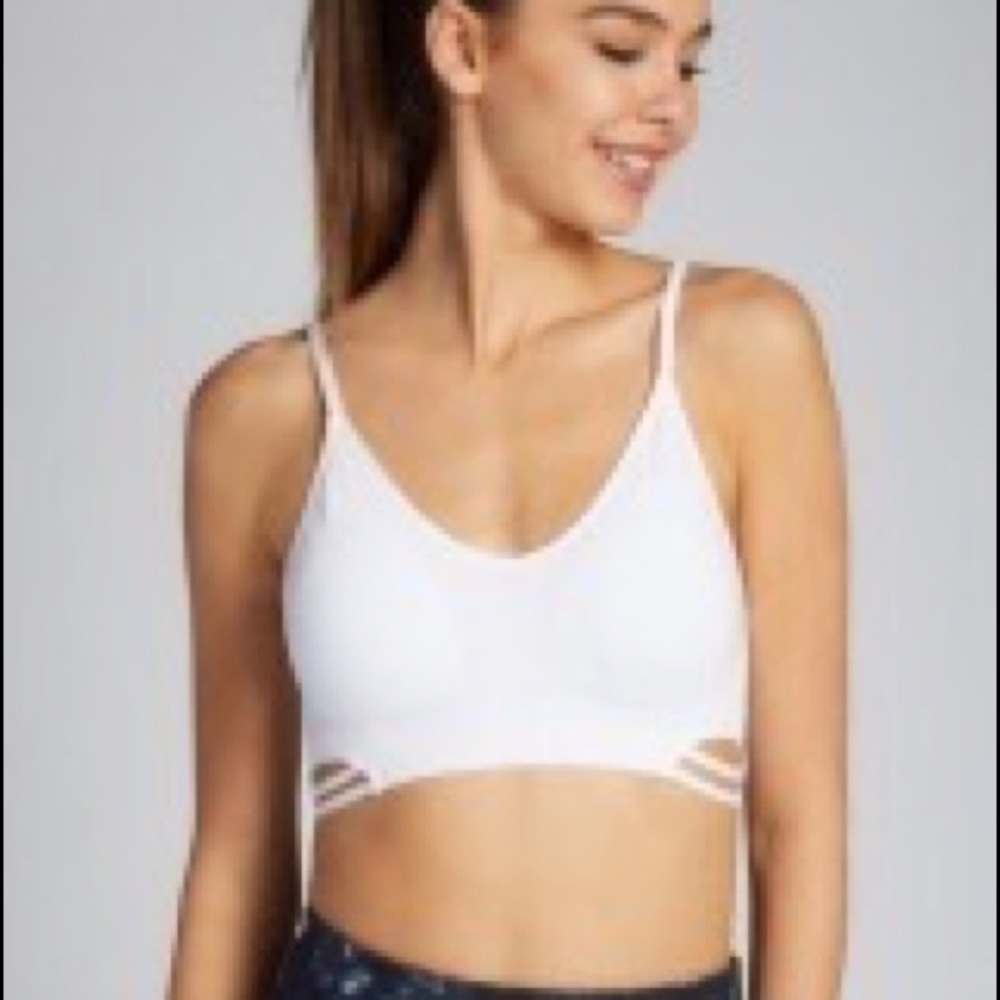 C’est Moi Bamboo Aloe Bralettes. White or Pink.